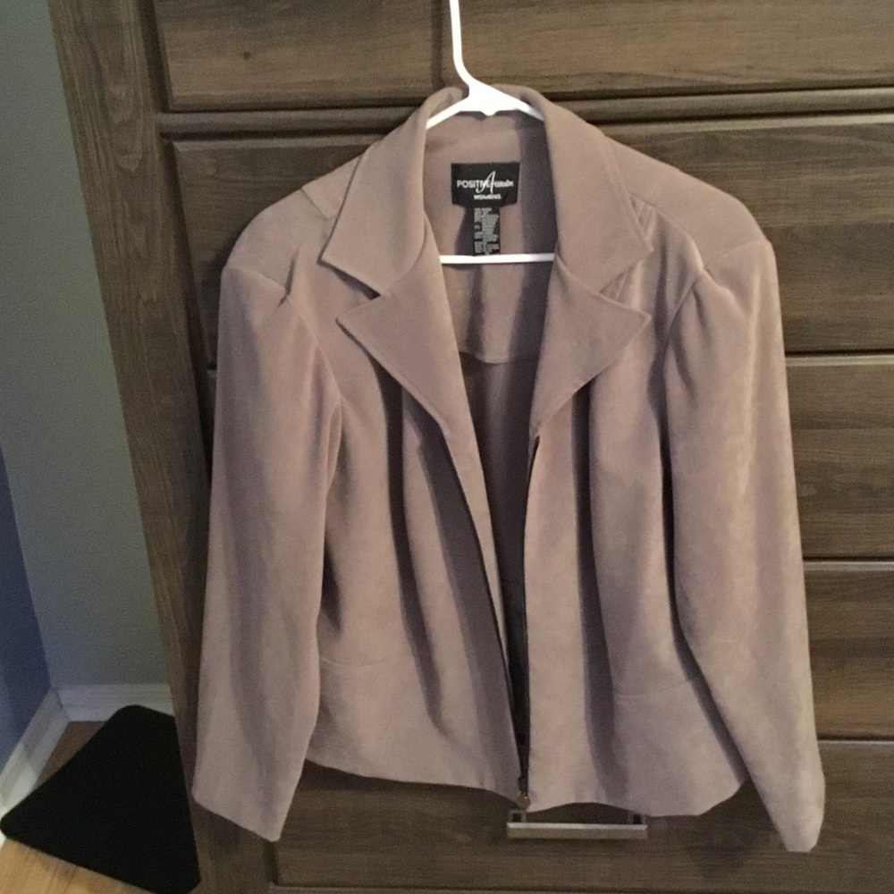 Ladies blazer with zippered front